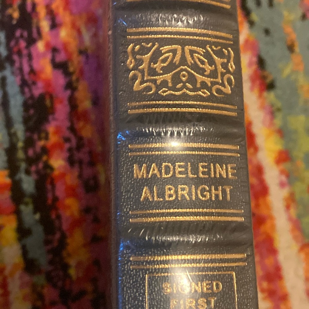 Hell and Other Destinations by Madeleine Albright Signed First Edition Book - Picture 10 of 13
